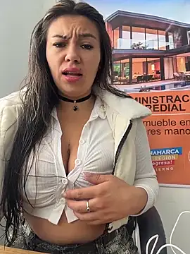 Snapshot of LIZ-06_ chatting on March 18, 2026, 3:57 pm LIZ-06 online show from March 18, 2026, 3:57 pm