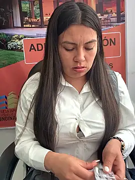 LIZ-06  online show from January 7, 2026, 3:39 pm