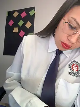 LIZ-06  online show from October 24, 2025, 5:12 pm