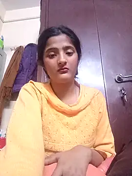 Snapshot of BabySlimmy10 chatting on January 6, 2026, 7:51 pm BabySlimmy10 online show from January 6, 2026, 7:51 pm