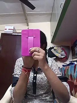 Snapshot of BabySlimmy10 chatting on October 12, 2025, 10:00 pm BabySlimmy10 online show from October 12, 2025, 10:00 pm