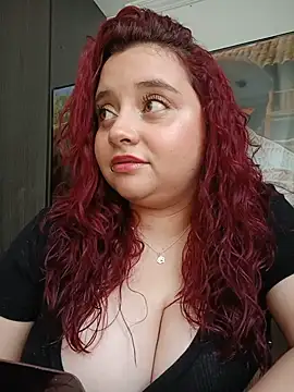 CURVY-HORNY online show from June 3, 2026, 9:19 pm