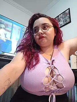 CURVY-HORNY online show from June 19, 2026, 12:49 am