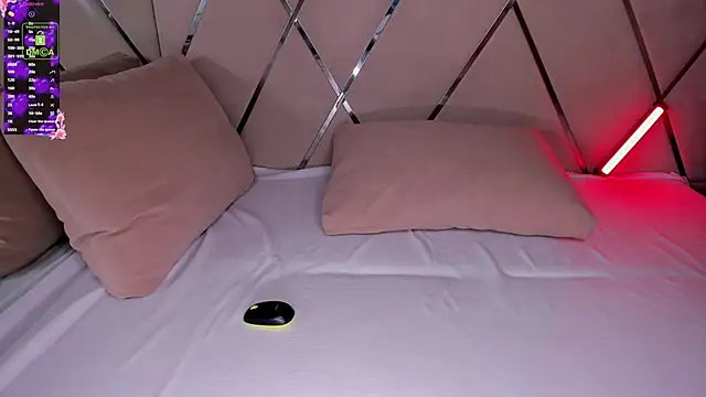 TerryBeauty online show from October 4, 2025, 4:47 am