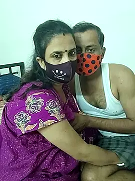 Cute-manisha online show from October 31, 2025, 2:13 pm