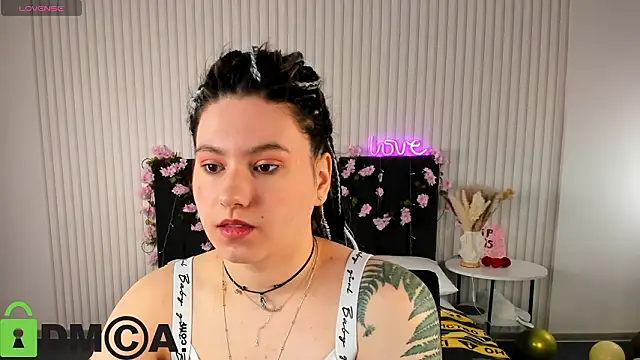 Snapshot of Bonni_Meiz chatting on March 19, 2026, 3:06 am Bonni Meiz online show from March 19, 2026, 3:06 am