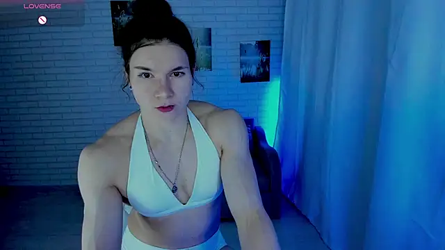 Lisa Ray online show from June 18, 2026, 9:31 pm