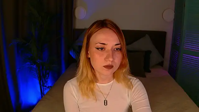 Maddy Garcia online show from September 27, 2025, 10:16 pm