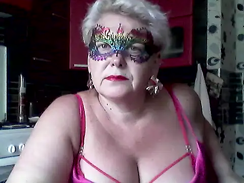 Lisa Suzie online show from June 11, 2026, 10:23 am