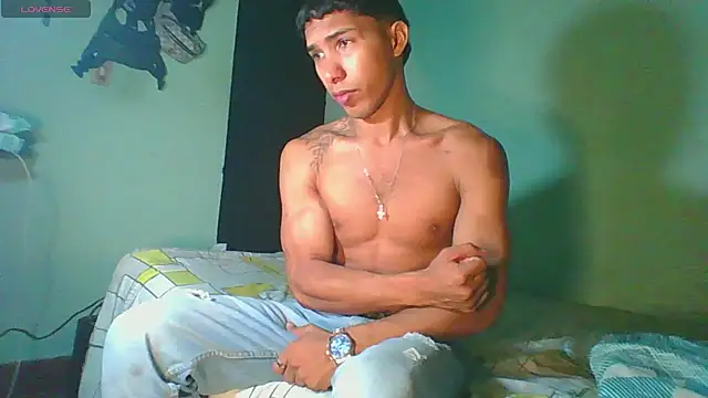 maximo vega newv online show from February 22, 2025, 6:50 am