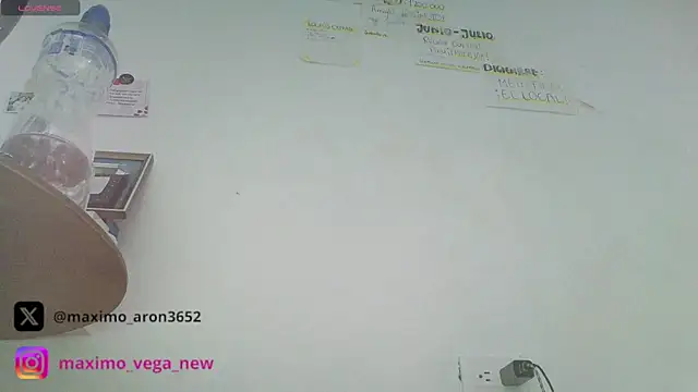 maximo vega newv online show from November 26, 2025, 9:37 pm