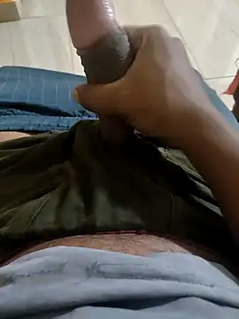 raamcxy online show from February 9, 2025, 8:02 pm