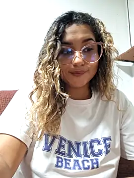 BrendaGirs online show from October 11, 2025, 3:29 am