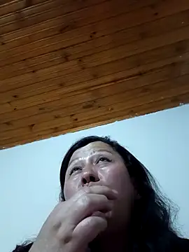 Darly Gomez online show from December 3, 2025, 3:18 am