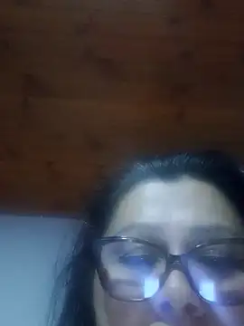 Darly Gomez online show from March 6, 2025, 1:58 am