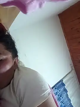 Darly Gomez online show from September 13, 2025, 2:22 am