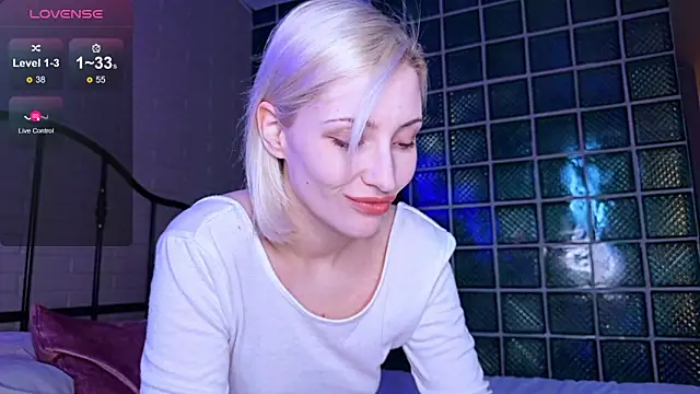 alexa novak online show from February 3, 2026, 10:31 am