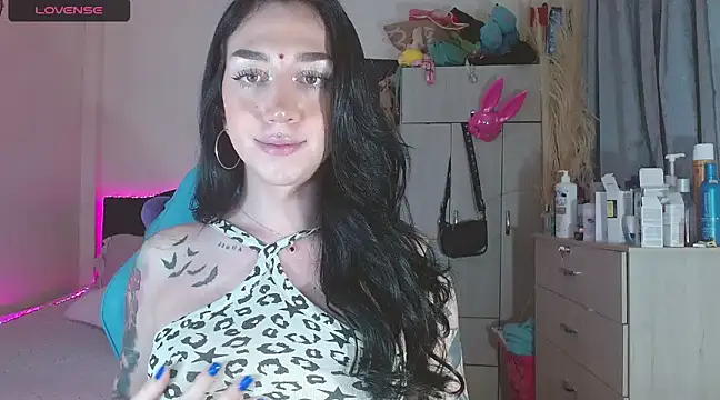 Snapshot of karla_zambrano chatting on February 25, 2025, 7:38 pm karla zambrano online show from February 25, 2025, 7:38 pm