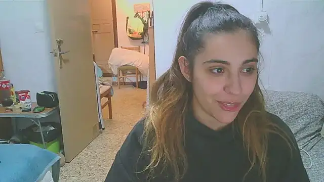 Ursumi1 online show from January 5, 2025, 3:55 pm