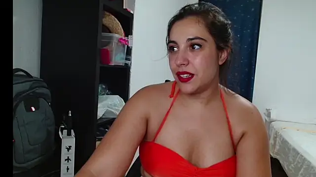 Ursumi1 online show from September 10, 2025, 7:24 pm