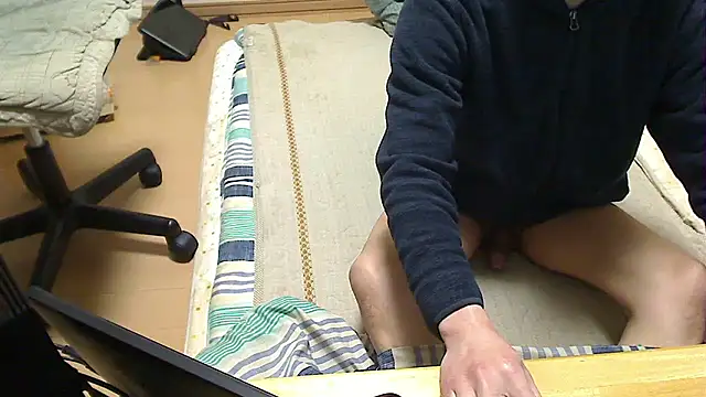 Snapshot of toho_cst chatting on February 13, 2026, 1:05 am toho cst online show from February 13, 2026, 1:05 am