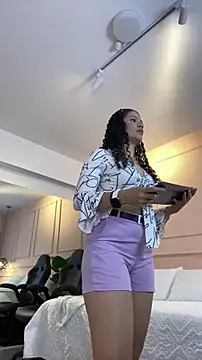 Snapshot of SHARONN____ chatting on June 18, 2026, 3:49 am SHARONN online show from June 18, 2026, 3:49 am