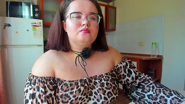 Jessica Joy online show from September 19, 2025, 7:45 am