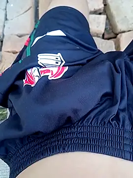 paubabando  online show from March 6, 2025, 8:27 pm