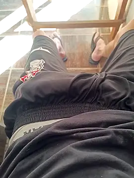 paubabando  online show from November 2, 2025, 10:53 am