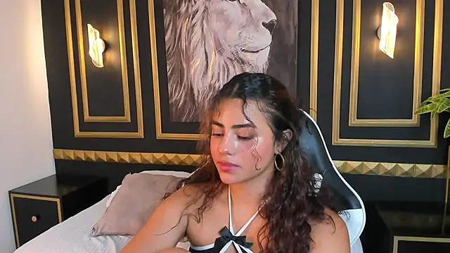 yaya23x online show from February 10, 2025, 10:09 pm