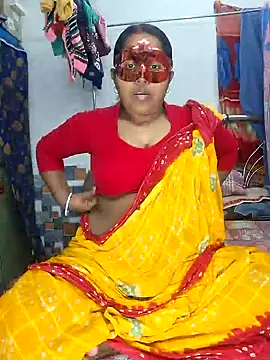 Snapshot of Real_Desi_Couple chatting on December 26, 2024, 4:25 pm Real Desi Couple online show from December 26, 2024, 4:25 pm