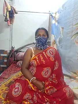 Snapshot of Real_Desi_Couple chatting on December 10, 2024, 6:06 pm Real Desi Couple online show from December 10, 2024, 6:06 pm