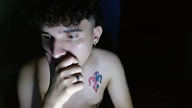 Snapshot of Charley_quin chatting on June 15, 2026, 1:39 am Charley quin online show from June 15, 2026, 1:39 am