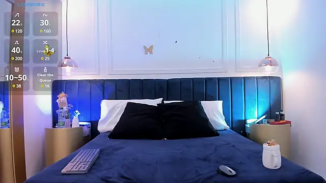 CarlaRossi  online show from March 19, 2025, 7:49 pm