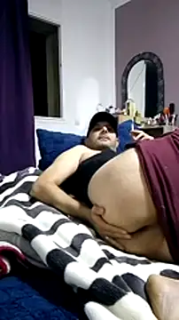 Snapshot of arabian82 chatting on December 25, 2024, 6:19 pm arabian82 online show from December 25, 2024, 6:19 pm