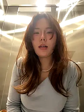 ChuChu1991 online show from November 5, 2025, 1:47 pm