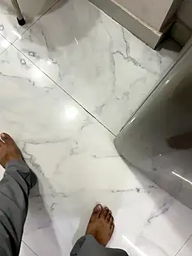 Snapshot of United3 chatting on March 20, 2026, 10:05 am United3 online show from March 20, 2026, 10:05 am