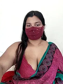 Hot-Angel  online show from February 3, 2026, 7:02 am