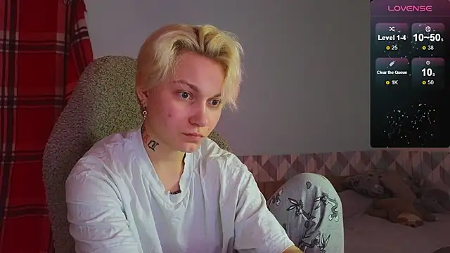 esajukyy online show from January 27, 2025, 11:00 am