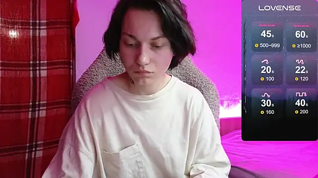 esajukyy online show from September 15, 2025, 2:17 pm