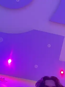 Onlyjishan online show from December 18, 2024, 4:17 pm