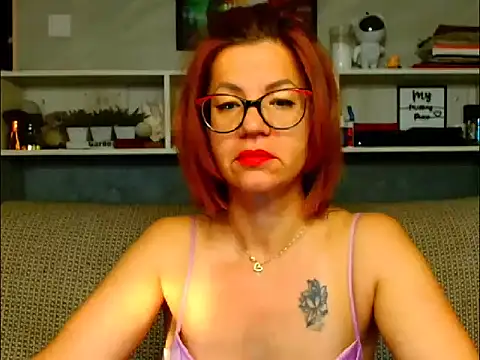 Natali3855 online show from August 6, 2026, 3:23 am
