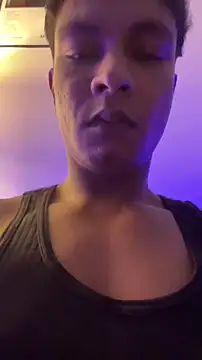 Snapshot of nick__yy chatting on March 10, 2026, 7:56 am nick yy online show from March 10, 2026, 7:56 am