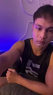 Snapshot of nick__yy chatting on March 13, 2026, 7:46 am nick yy online show from March 13, 2026, 7:46 am