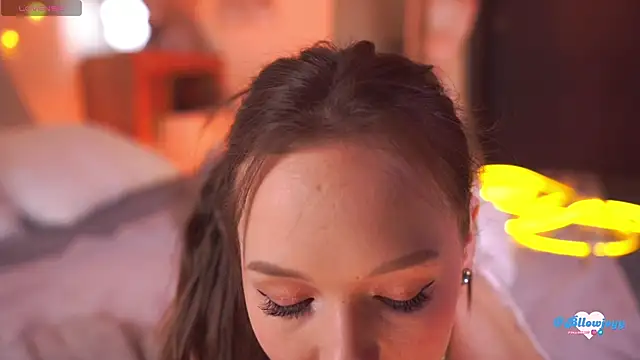 Bllowjoyy online show from December 1, 2025, 7:20 am