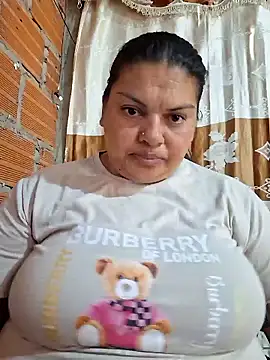 chubby sexy big tits online show from January 12, 2026, 3:30 pm