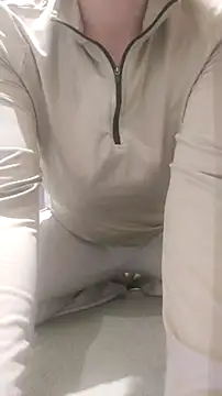 houy111111 online show from September 25, 2025, 9:26 am