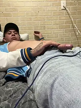 Snapshot of danielgreeneyes54 chatting on January 2, 2025, 2:22 am danielgreeneyes54 online show from January 2, 2025, 2:22 am