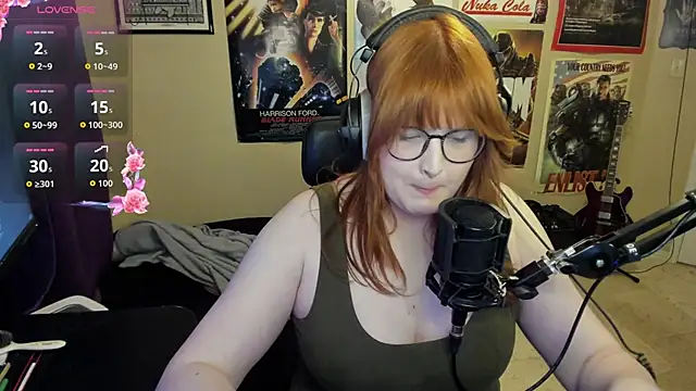 Snapshot of HannahCastle96 chatting on March 16, 2026, 1:02 am HannahCastle96 online show from March 16, 2026, 1:02 am