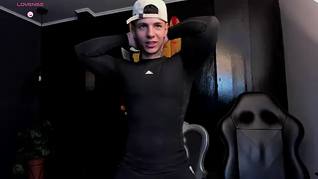 Flynn Riider online show from September 24, 2025, 11:17 am